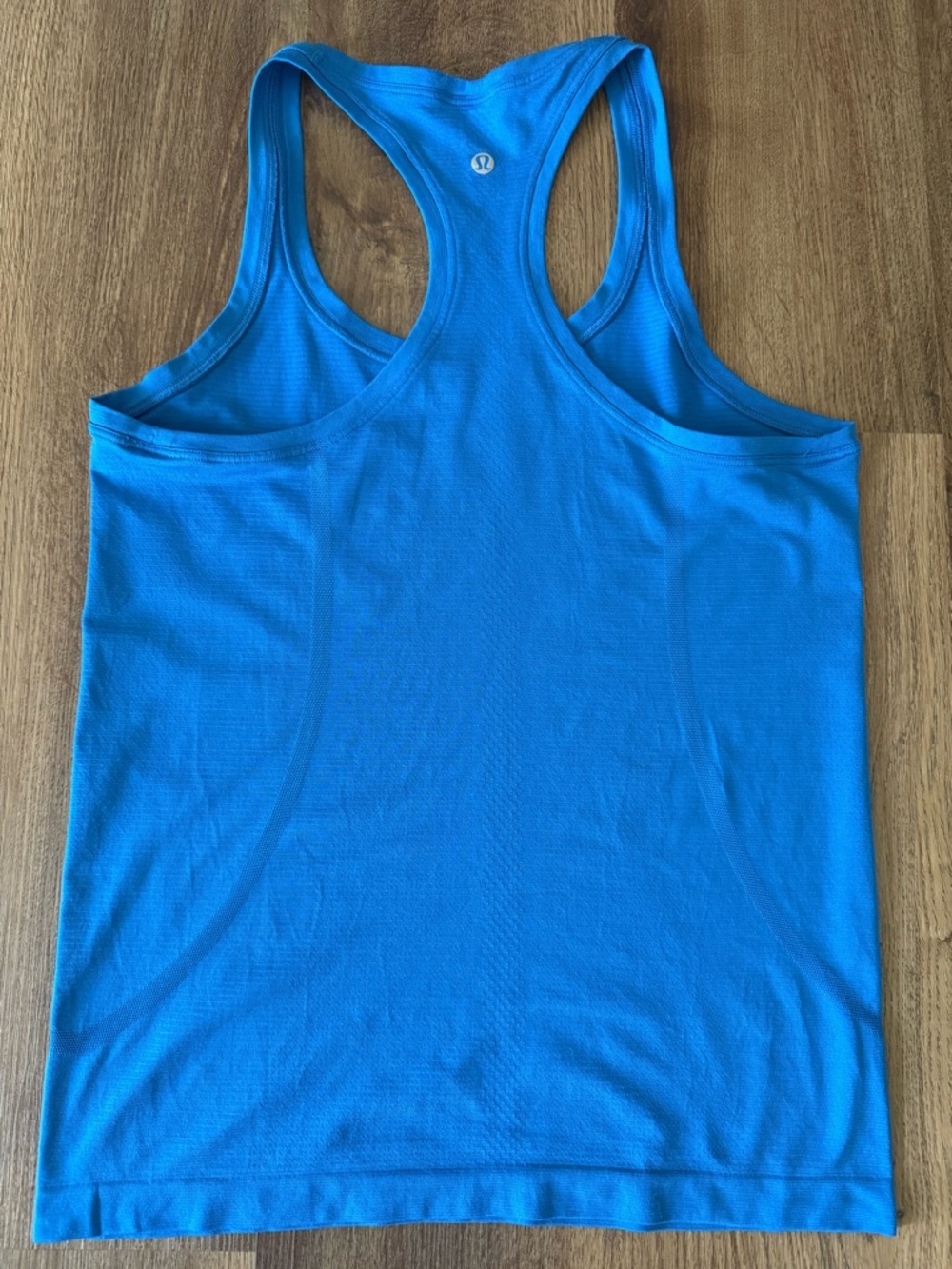 Lululemon Cool Poolside Blue Short Racerback Tank Top *Nulu Size 8 - Picture 3 of 4